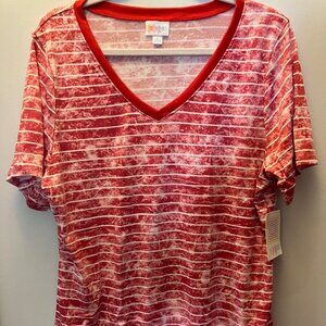 NWT Lularoe Iris Top Red/White Pattern, Size L, short sleeve